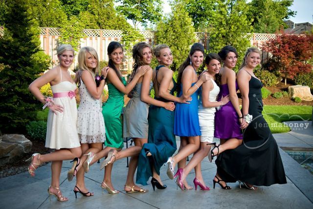 Russia vs. the United States. Whose high-school graduates are cooler? (60 pics)