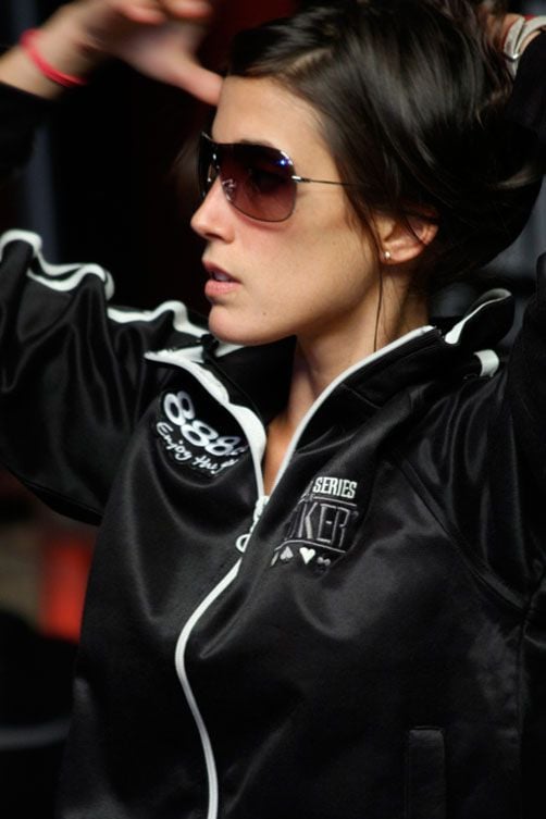 Girls of the World Series of Poker (27 pics)