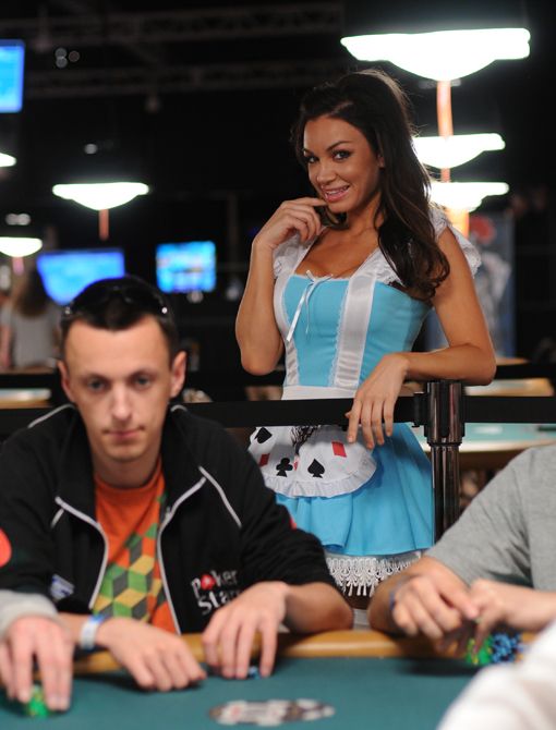 Girls of the World Series of Poker (27 pics)