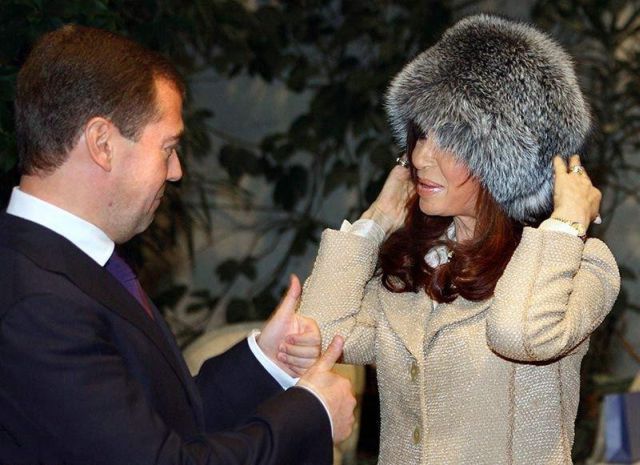 Politics is a delicate thing. Part 2 (75 pics)