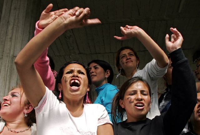 Inside look at prison pageants (15 pics)