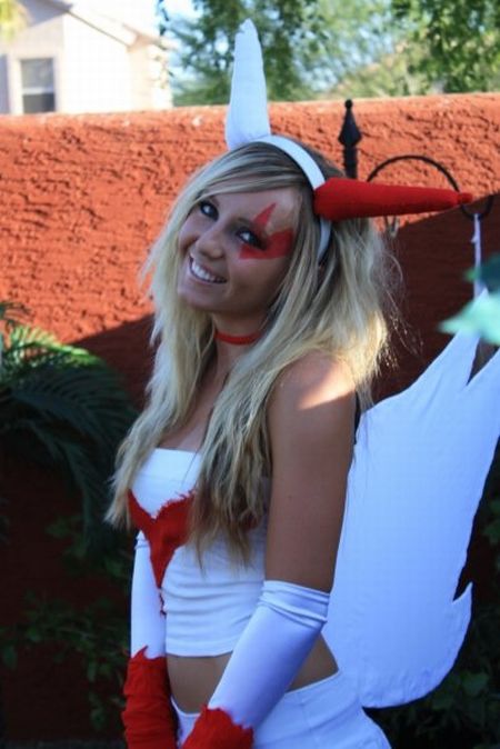 Jessica Nigri in a Pokemon costume (36 pics)