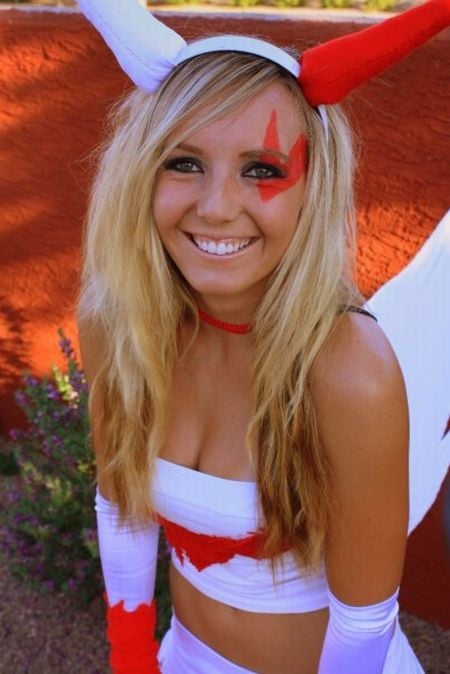 Jessica Nigri in a Pokemon costume (36 pics)