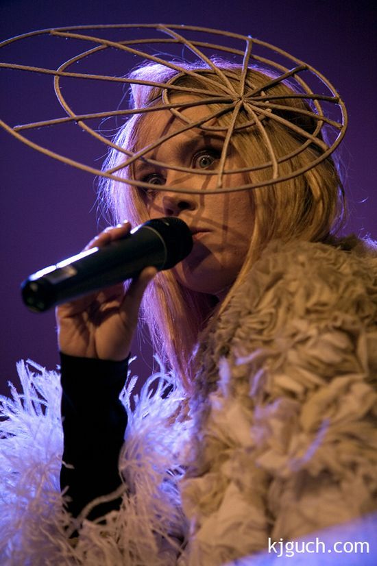 Lady Gaga vs Roisin Murphy (39 pics)