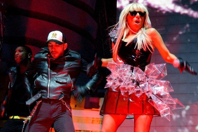 Lady Gaga vs Roisin Murphy (39 pics)