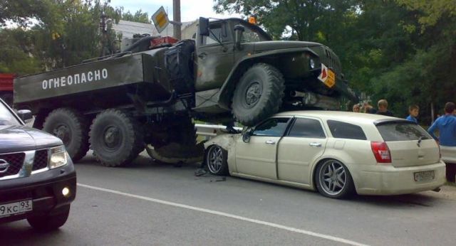 Shit happens. Part 2 (65 pics)