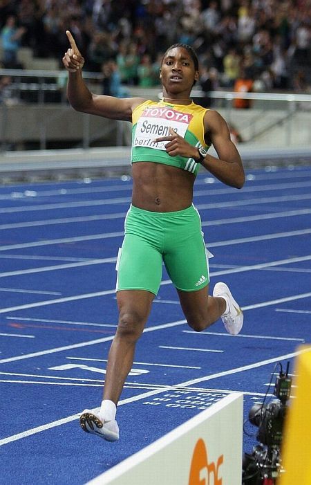 Athlete Caster Semenya - man or woman? (20 pics)