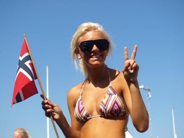 Pictures sent by users (53 pics)