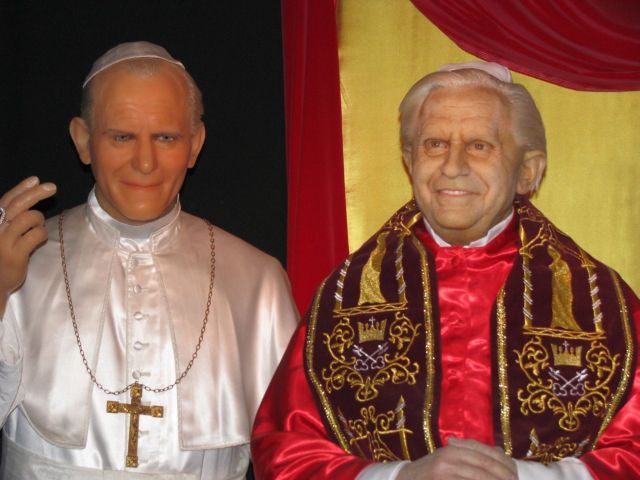 Pictures sent by users (53 pics)