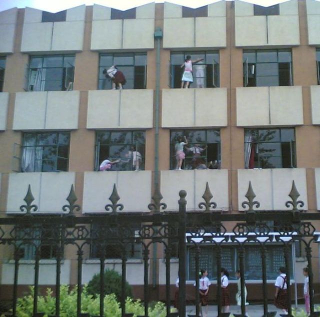 Only in Asia (145 pics)