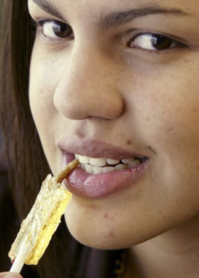 Only in Asia (145 pics)