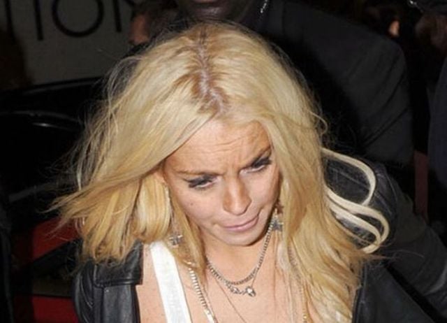 Lindsay Lohan is a mess (6 pics) Lindsay Lohan is a mess (6 pics)