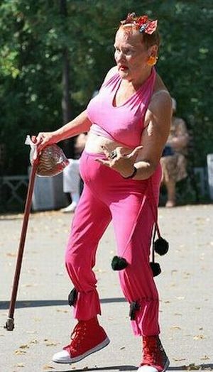 Girls and Gangsta Style. How Do Like It? (47 pics)