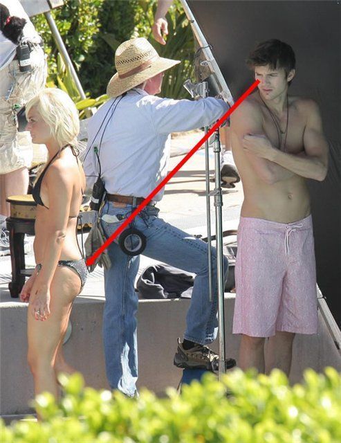 Celebrities and Their Imperfections! (58 pics)