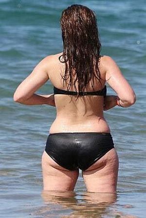 Celebrities and Their Imperfections! (58 pics)