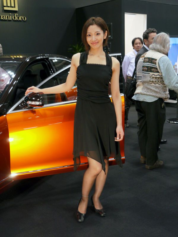 Japanese Auto Girls (43 pics)