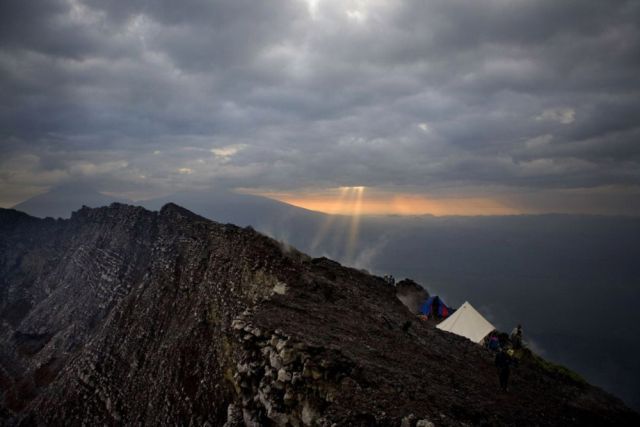 Life, death and money of mafia in the Congo (58 pics)