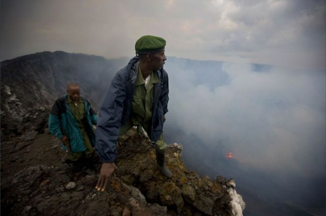 Life, death and money of mafia in the Congo (58 pics)