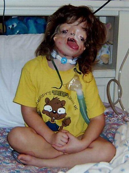 Girl Without a Face (19 pics + 1 video)