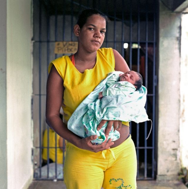 Women in Brazilian Prisons (21 pics + text)