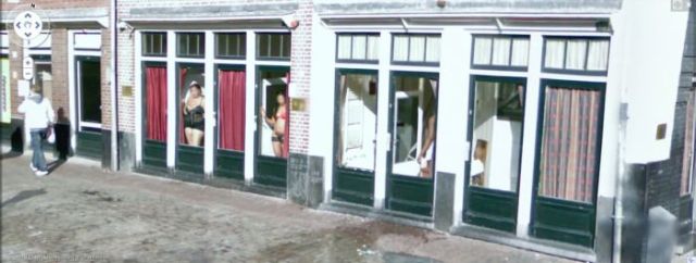 Prostitutes Spotted on Google Street View (24 pics)