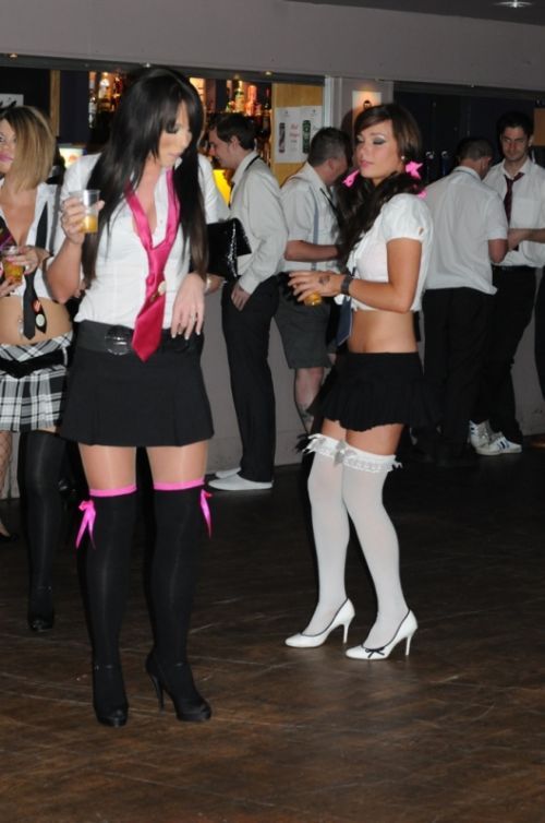 Sexy Girls from School Disco (100 pics)