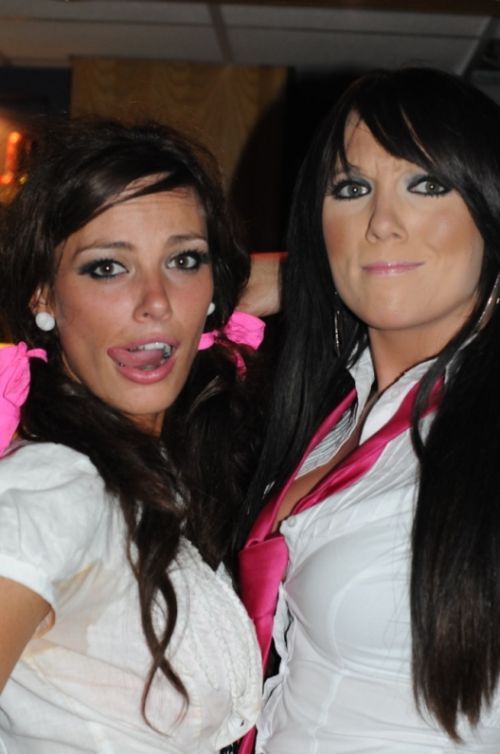 Sexy Girls from School Disco (100 pics)