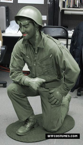 WTF Costumes (45 pics)