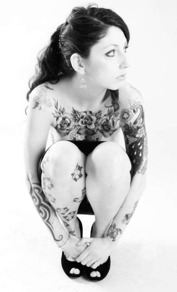 Compilation of Girls with Tattoos (51 pics)