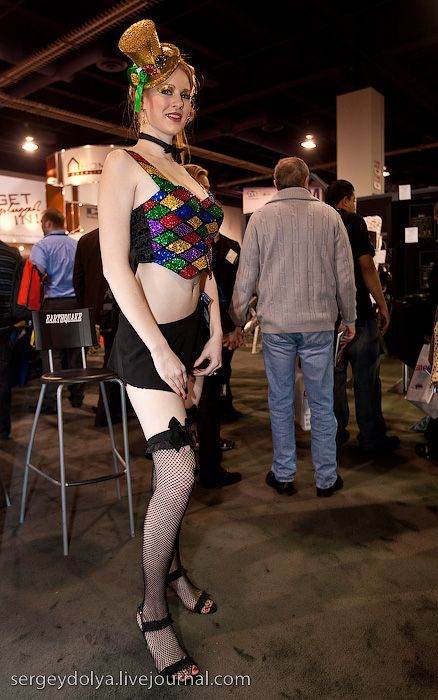 Girls from Las Vegas Consumer Electronic Show (42 pics)