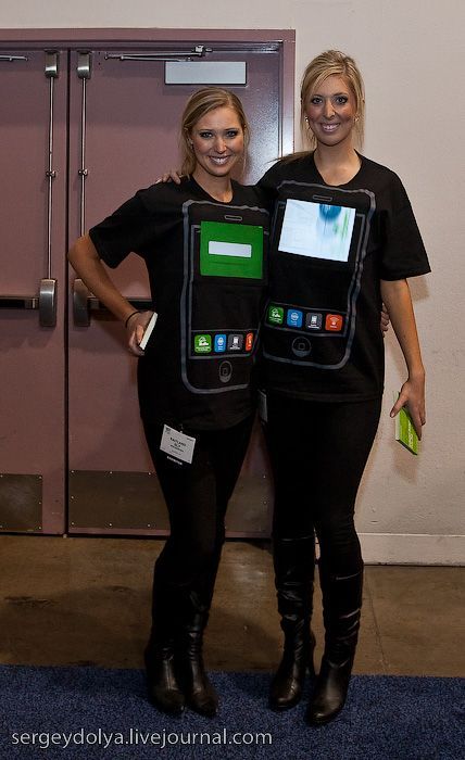 Girls from Las Vegas Consumer Electronic Show (42 pics)