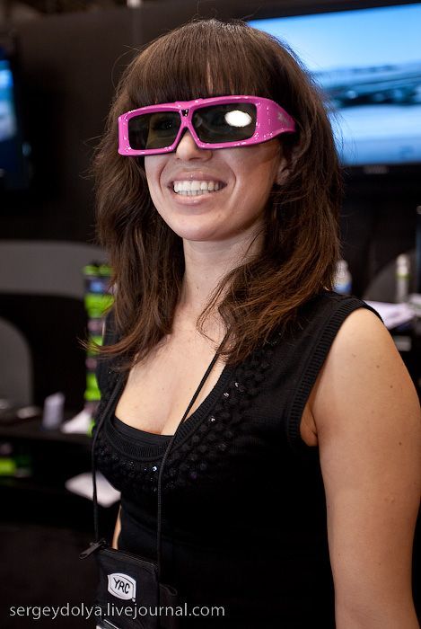 Girls from Las Vegas Consumer Electronic Show (42 pics)