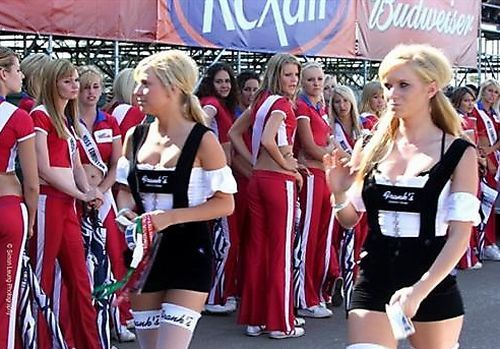 Faces Jealous Women Make (17 pics)