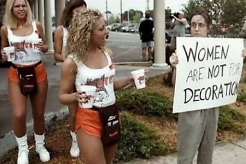 Faces Jealous Women Make (17 pics)