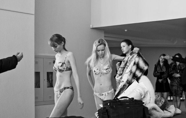 Casting Call (38 pics)