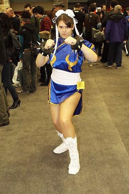 Beautiful Street Fighter Costumes (45 pics)