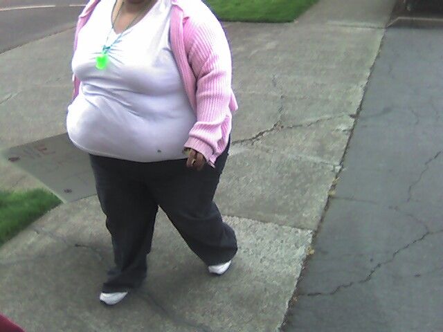 Butts In The Front (29 pics)