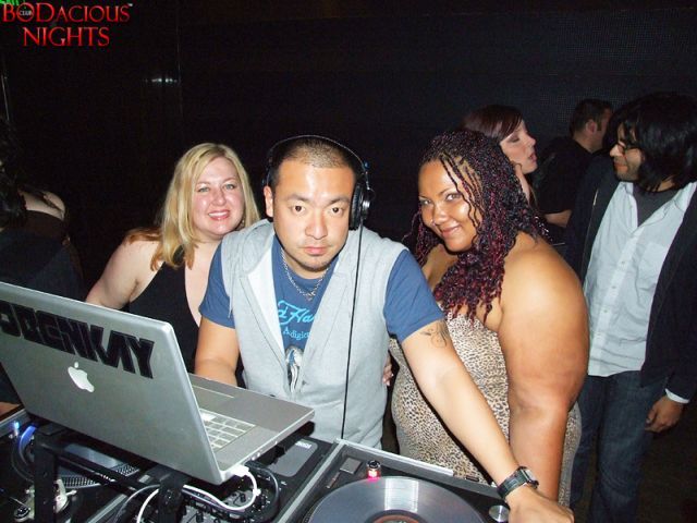 Night Clubs For Overweight People. Part 2 (47 pics)