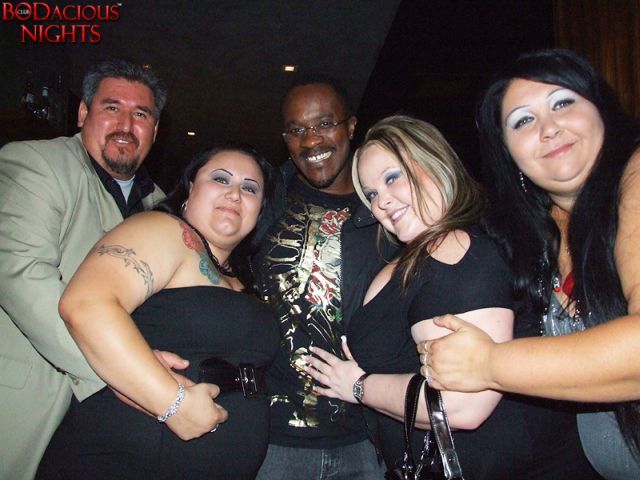 Night Clubs For Overweight People. Part 2 (47 pics)