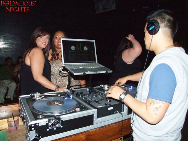 Night Clubs For Overweight People. Part 2 (47 pics)