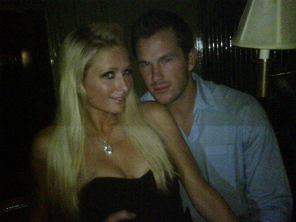 So Paris Hilton Twitters (24 pics)