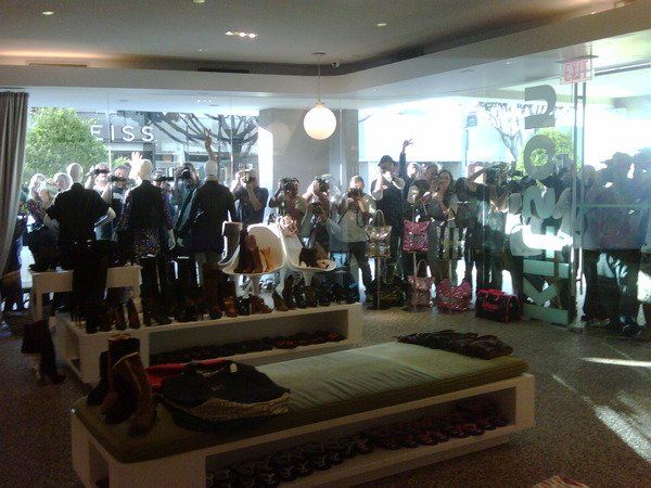 So Paris Hilton Twitters (24 pics)