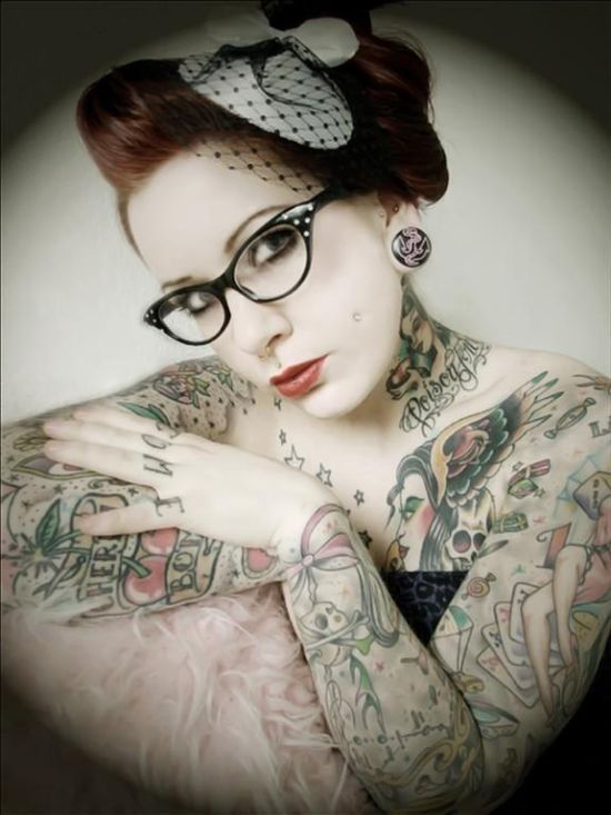 Compilation of Girls with Tattoos. Part 2 (33 pics)