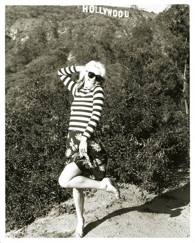 Rare Photographs of Celebrities. Part 2 (100 pics)
