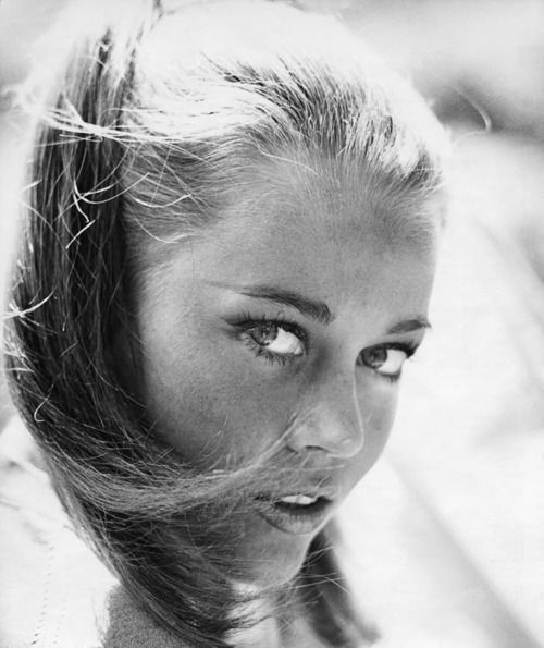 Rare Photographs of Celebrities. Part 2 (100 pics)