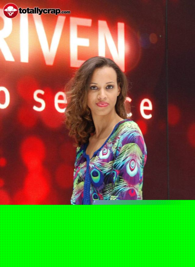 Hot Dolls at Geneva Autoshow 2010 (73 pics)