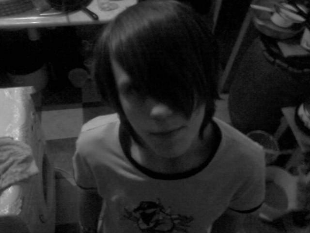 Hot Emo Boys (49 pics)