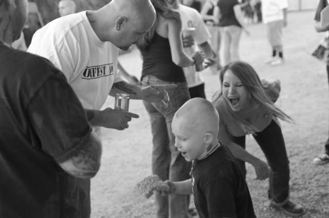 Taboo Snapshots: Neonacizm in The USA (41 pics)