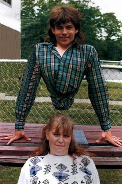 The Man with Half a Body! (33 pics)