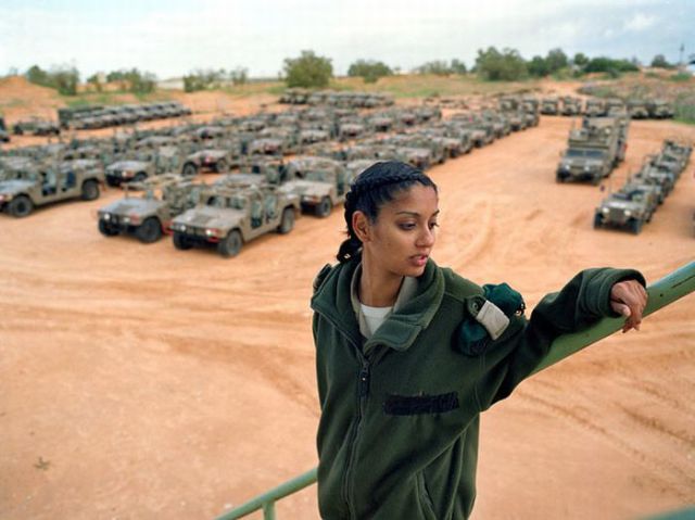 Israeli Military Girls (67 pics)